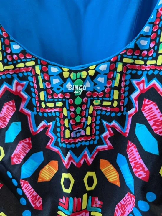 Black Multicolor Pattern One-Piece Swimsuit - Picture 7 of 8